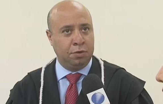 juiz_andré.png